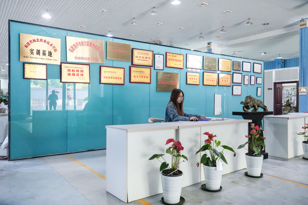 About Image Yierying (2)